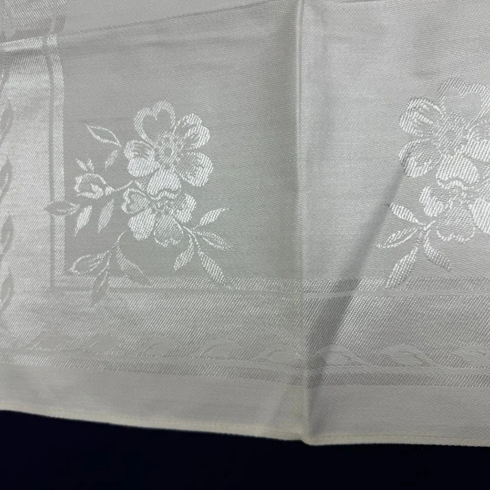 NWOT Set of 6 Napkins Cotton & Rayon